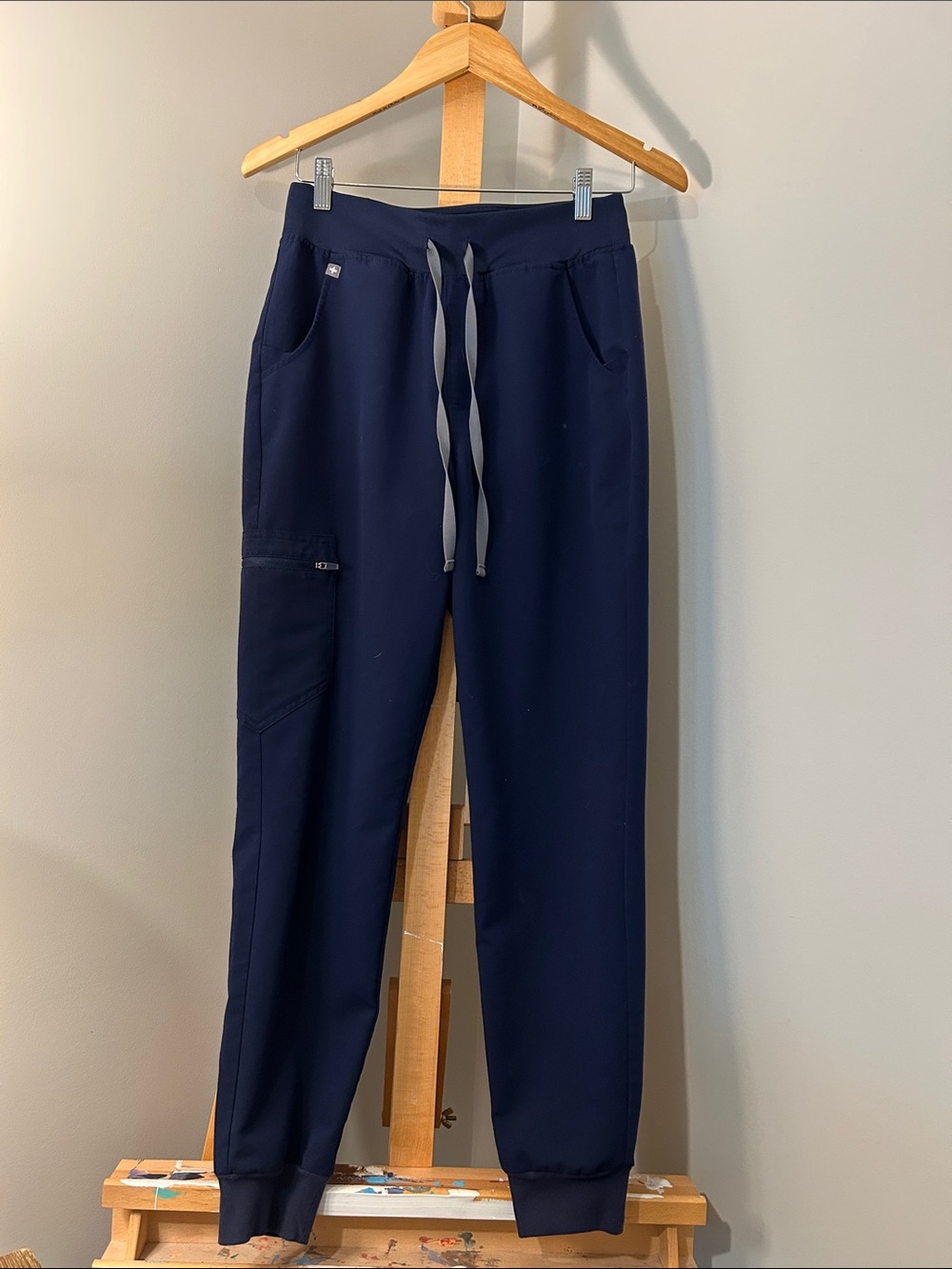 Figs Women’s Navy Zamora Scrub Jogger Pants Size Small